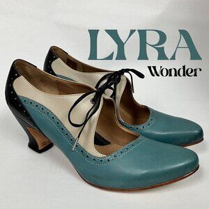 *NEVER WORN* Fluevog 2016 Wonder LYRA Mary Janes, Gray/Blue/Black, Size 9 (TTS).